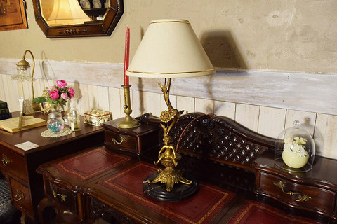 12031019_5a23511a7626f