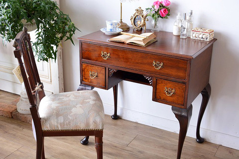 08191828_599804b1d228c