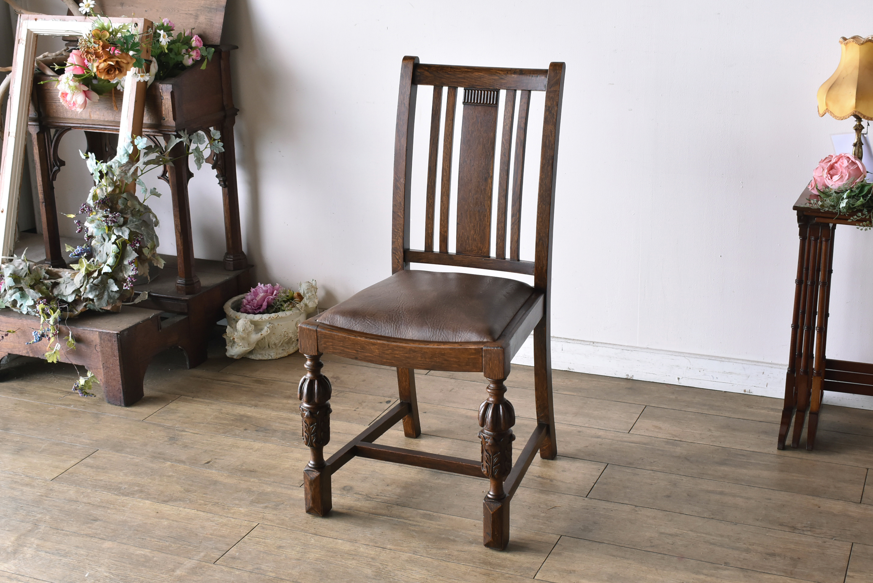 パルテノン アンティーク / 在庫6脚！時を重ねた木肌が魅力の英国