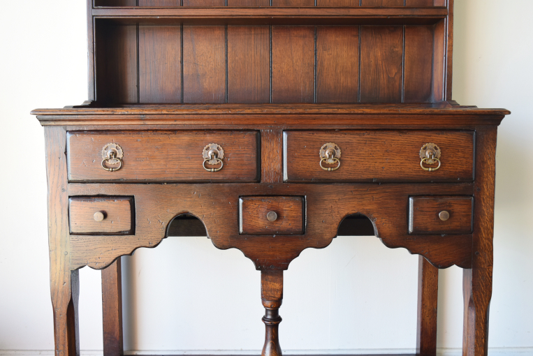 k153　Titchmarsh & Goodwin　カップボード