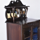 ヴィクトリアンスタイルの華やかなキャビネット【k186】