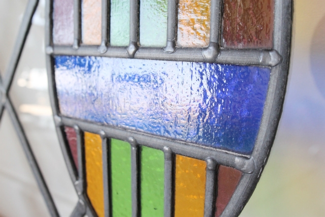 モチーフ以外はクリアガラスで出来たステンドグラス【7731-D】