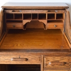 木目が美しいオーク材のスモールロールトップデスク【d83】