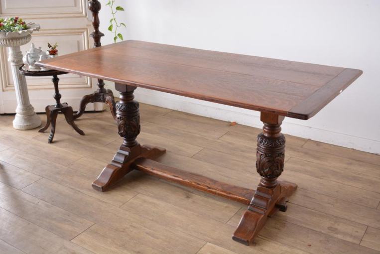 t14　ダイニングテーブル