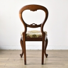 優雅で華やかなデザインが魅力のウォールナットバルーンチェア【c215-5】