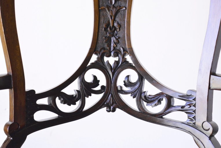 c251-5　ヴィクトリアンアームチェア