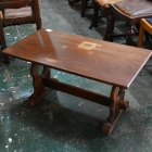 【修復前】小さくてシンプルなコーヒーテーブル【t285】