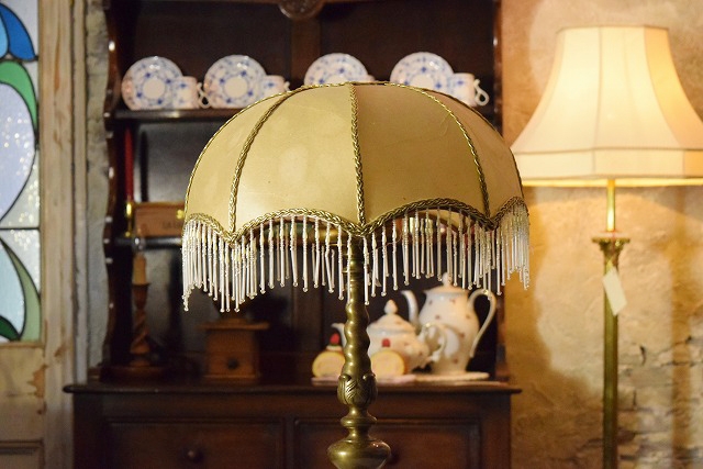 スタンドランプ(1灯式)　シェード付き　6289