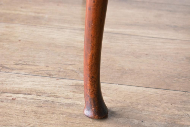 c253-3　クイーンアンチェア