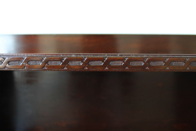 キャビネット　3556