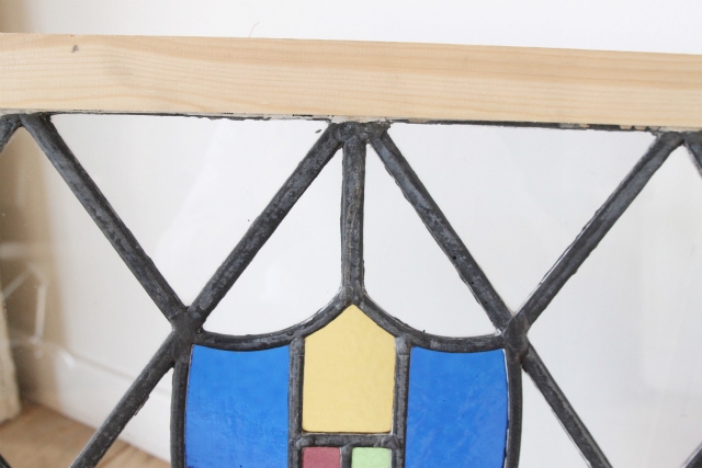 モチーフ以外はクリアガラスで出来たステンドグラス【7731-B】