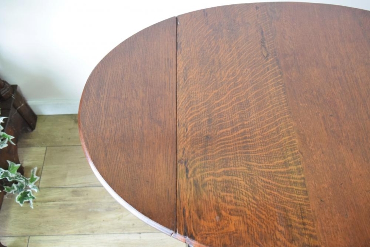 t152　バタフライサイドテーブル　