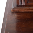 重厚な風格と実用性を兼ね備えたジョージアン様式のラージガラスキャビネット【k41】