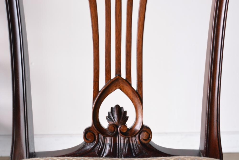 c253-1　クイーンアンチェア