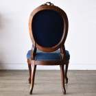 プチポワン生地が素晴らしいウォールナットサロンチェア【c317-2】