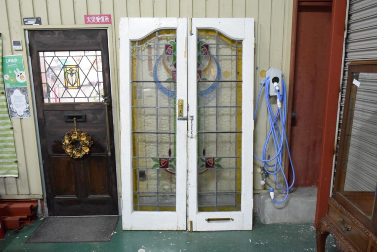 do46　ペアステンドグラスドア