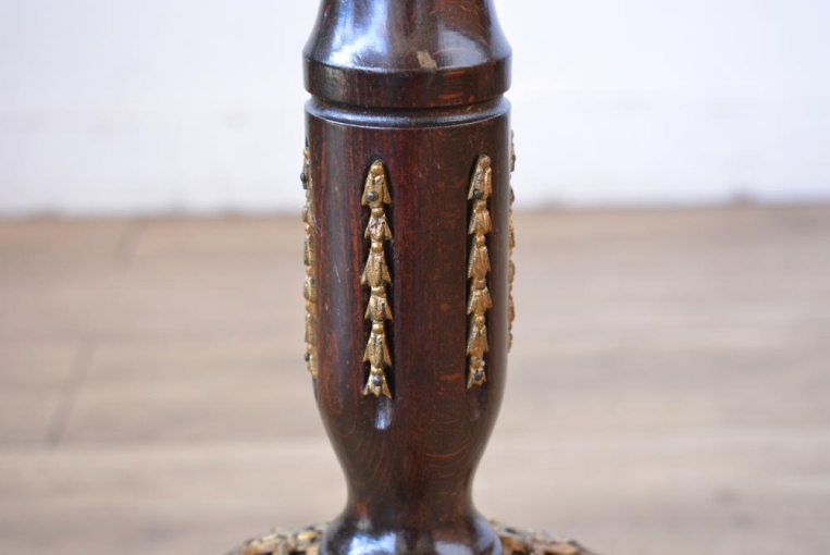 t194　マーブルトップワインテーブル