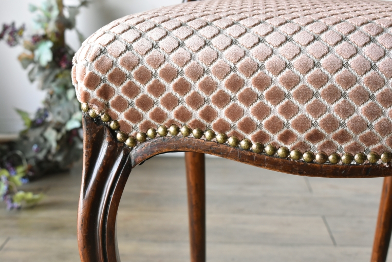 c271-1　バルーンバックチェア