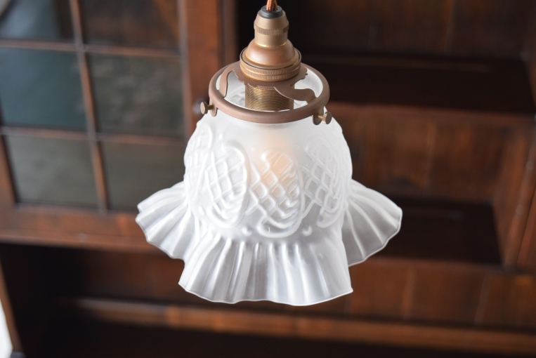 独1970年代　Limburg 真鍮とフロストガラス　ヴィンテージ・ペンダント 独1970年代 Limburg 真鍮とフロストガラス ヴィンテージ