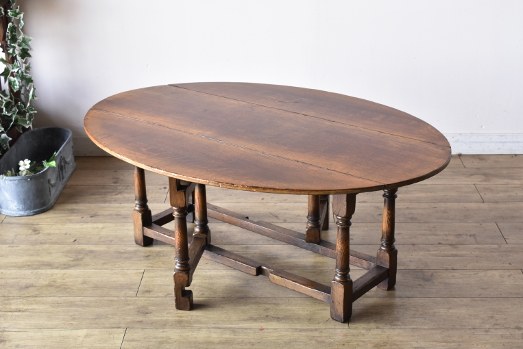 味わい深いコーヒーテーブル【t260】