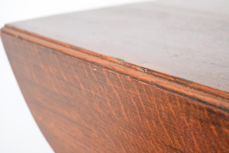 t152　バタフライサイドテーブル　