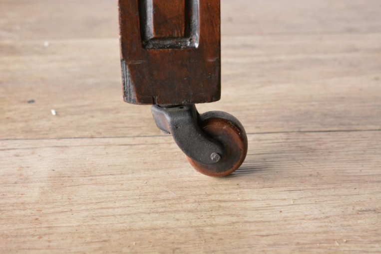 t219 オクタゴンテーブル