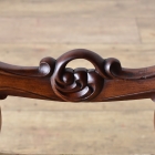 優雅で華やかなデザインが魅力のウォールナットバルーンチェア【c215-6】