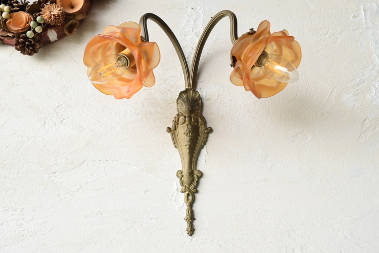 オレンジのシェードが可愛らしい2灯式ウォールランプ【wl190】