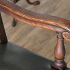 どっしりとしたオーク材が魅力のアームチェア【c14】