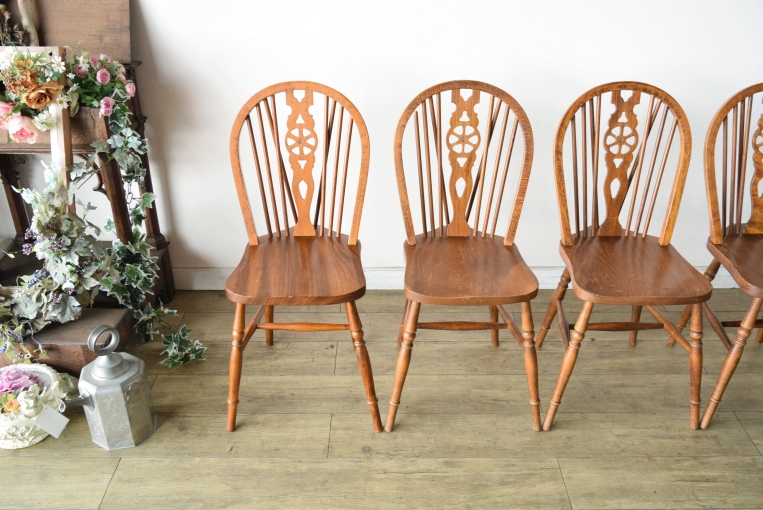 パルテノン アンティーク / イギリス伝統のカントリースタイルを象徴