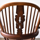 アンティークらしい味わいが魅力のダブルボウバックウィンザーアームチェア【c260-3】