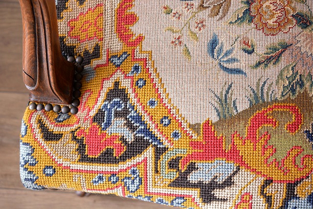 プチポワンアームチェア　c209