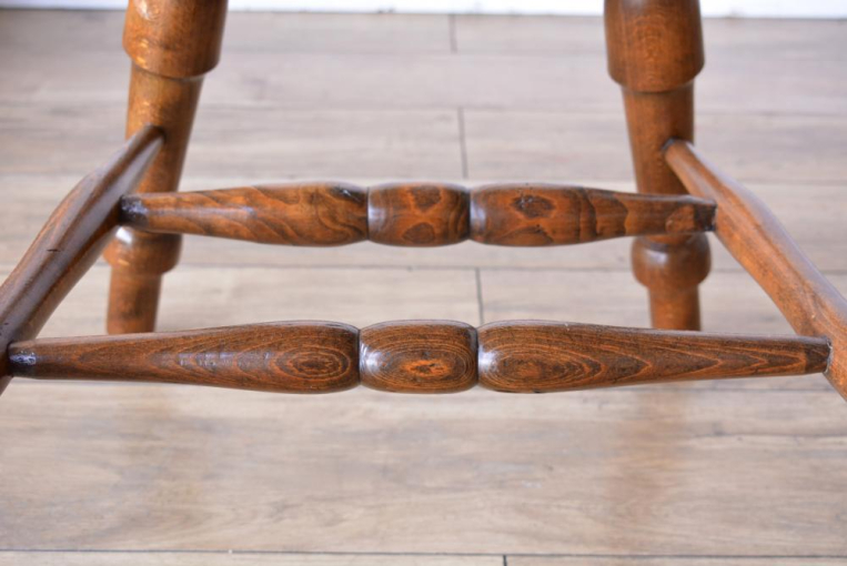 c231-4　キャプテンアームチェア