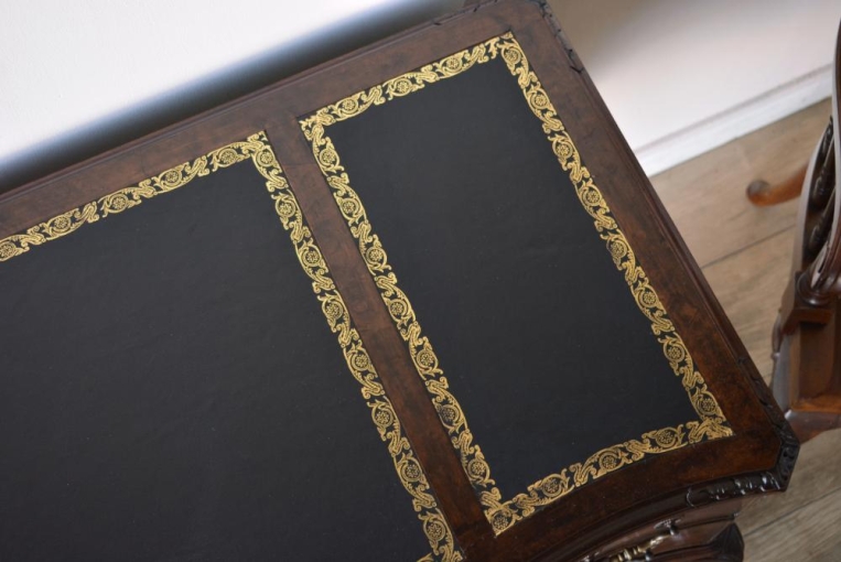 276　レザートップ