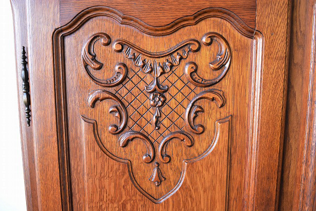 キャビネット　8350