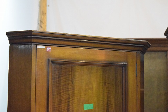 Waring&Gillow製ワードローブ　cw1