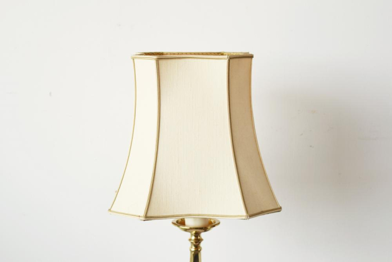 sl86　1灯式スタンドランプ(シェード付き)