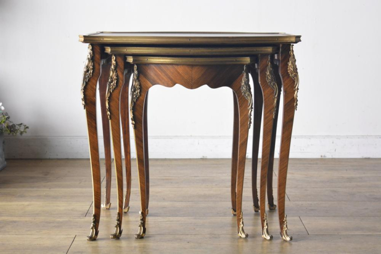 t224　ウォールナットネストテーブル