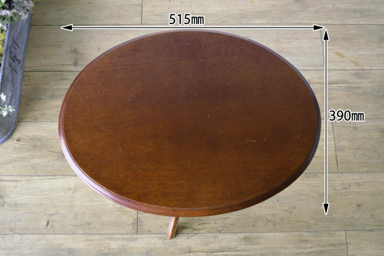 t226　ワインテーブル