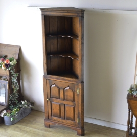 k154　オークコーナーキャビネット