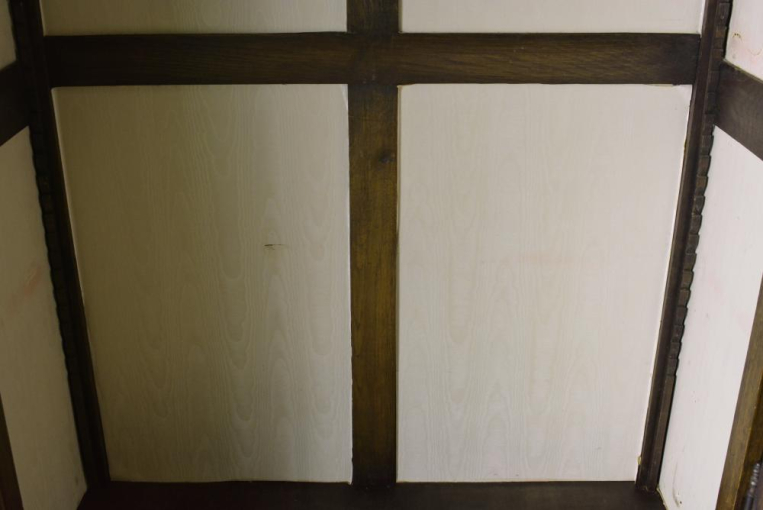 ヴィクトリアンキャビネット【k134】