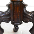 スマートなシルエットが特徴的なプラントスタンド【40274】