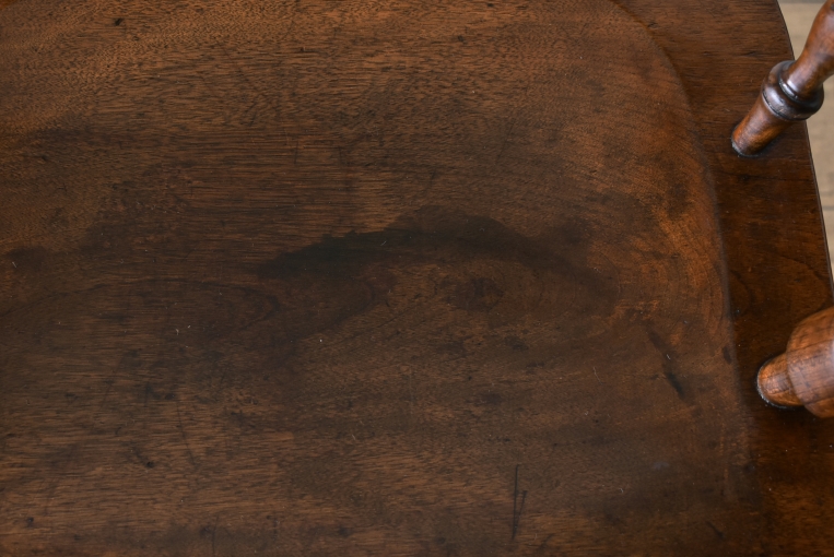 アンティークらしい味わいが魅力のダブルボウバックウィンザーアームチェア【c260-2】