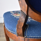 プチポワン生地が素晴らしいウォールナットサロンチェア【c317-2】