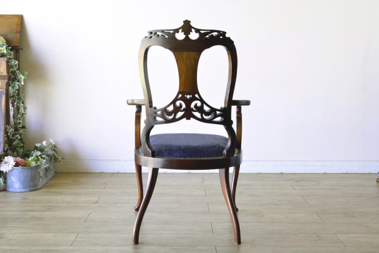 c251-5　ヴィクトリアンアームチェア