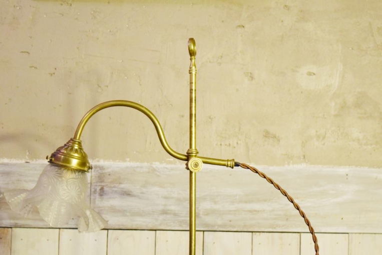 sl75　1灯式スタンドランプ(シェード付き)