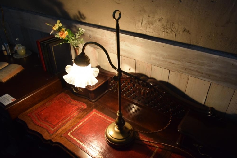 sl75　1灯式スタンドランプ(シェード付き)