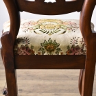 優雅で華やかなデザインが魅力のウォールナットバルーンチェア【c215-6】