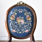 プチポワン生地が素晴らしいウォールナットサロンチェア【c317-2】