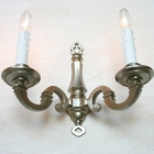 シルバーでスタイリッシュなペア2灯式ウォールランプ【55130】